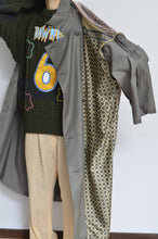 画像をギャラリービューアに読み込む, SCARF-LINED TRENCH COAT/KHAKI/02