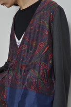 Load image into Gallery viewer, SCARF-LINED FRINGE JK/01