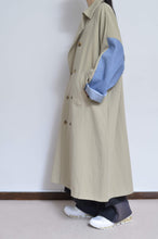 画像をギャラリービューアに読み込む, DENIM SLEEVE TRENCH COAT/BEG/02