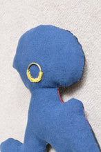 画像をギャラリービューアに読み込む, SCARF CUSHION FLAME/PICASSO