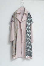 画像をギャラリービューアに読み込む, SCARF-LINED TRENCH COAT/PINK/01