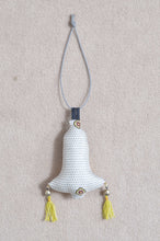 画像をギャラリービューアに読み込む, SCARF CUSHION ORNAMENT_A