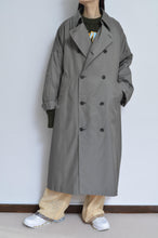 画像をギャラリービューアに読み込む, SCARF-LINED TRENCH COAT/KHAKI/02