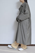 画像をギャラリービューアに読み込む, SCARF-LINED TRENCH COAT/KHAKI/02