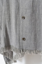 画像をギャラリービューアに読み込む, Tablecloth collar fringe shirt / linen herringbone_A