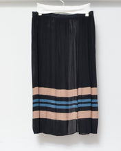 画像をギャラリービューアに読み込む, PLEATED WRAP SK_BLACK