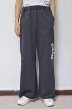 Load image into Gallery viewer, BACK PILE WIDE FLARE PT_fab-graff_BLK_01size