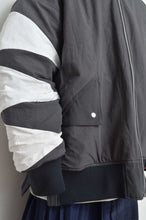 画像をギャラリービューアに読み込む, QUILT MA-1 / BLK_01