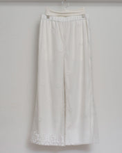 Load image into Gallery viewer, FLARE WIDE PT / LACE CURTAIN / 01 size_B