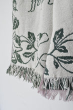 Load image into Gallery viewer, PNK FRINGE RUG SHORTS_01size