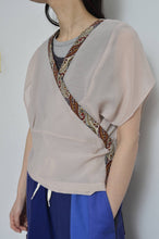 Load image into Gallery viewer, COTTON VOILE CROSSOVER C/D_BEG