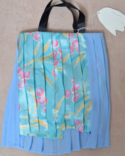 Load image into Gallery viewer, PLEATED BAG/SMALL_C