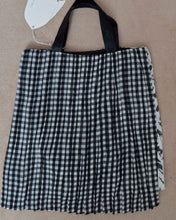 Load image into Gallery viewer, PLEATED BAG/SMALL_D