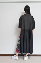 画像をギャラリービューアに読み込む, PLEATS T OP_MEGUMU YAMAMOTO_NY
