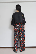 画像をギャラリービューアに読み込む, JUMPSUIT_FLORAL 01 / ASS_D