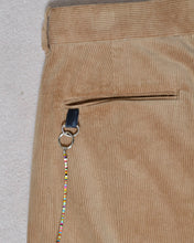 Load image into Gallery viewer, Deep tuck wide pants / corduroy / Brown
