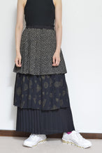 Load image into Gallery viewer, PLEATED SKIRT 01 / C