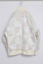 画像をギャラリービューアに読み込む, QUILT MA-1 / OFF WHT_01