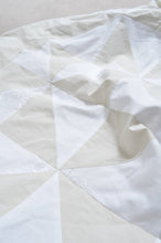 画像をギャラリービューアに読み込む, QUILT MA-1 / OFF WHT_01