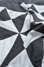 画像をギャラリービューアに読み込む, QUILT MA-1 / BLK_01