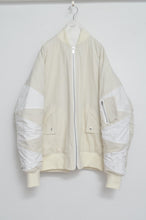 画像をギャラリービューアに読み込む, QUILT MA-1 / OFF WHT_02