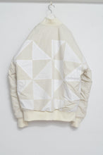 画像をギャラリービューアに読み込む, QUILT MA-1 / OFF WHT_02