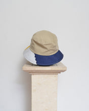 Load image into Gallery viewer, SHAKA BUCKET HAT/BEIGE