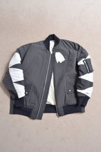 画像をギャラリービューアに読み込む, QUILT MA-1 / BLK_02