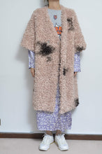 Load image into Gallery viewer, WAVY FUR COAT