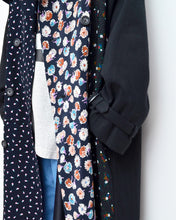 Load image into Gallery viewer, FLORAL TRENCH COAT/BLK/02 size A