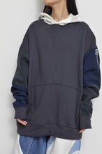 Load image into Gallery viewer, QUILT HOODIE/CHA_02