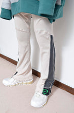 画像をギャラリービューアに読み込む, RIB FLARE LEGGINS/BEIGE_02