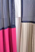 画像をギャラリービューアに読み込む, PLEATED STOLE