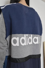 画像をギャラリービューアに読み込む, PLEATS OP_MEGUMU YAMAMOTO_kiss