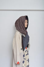 Load image into Gallery viewer, HOOD SHAWL (tsutae SPECIAL) / C