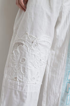 Load image into Gallery viewer, TABLE CLOTH WIDE TUCK PT 01/C