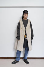 画像をギャラリービューアに読み込む, FUR LINER ( BEG )_A