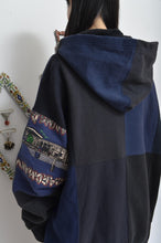 Load image into Gallery viewer, REMIX HOODIE_X/02