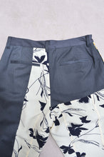 Load image into Gallery viewer, FLARED FLORAL PT 02 / ASS_B