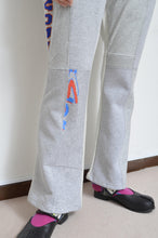 Load image into Gallery viewer, FLARED SWEAT PT / 01_GRAY