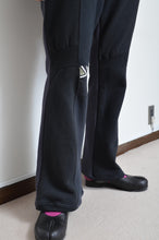 Load image into Gallery viewer, FLARED SWEAT PT / 02_DARK