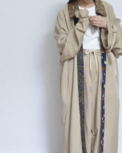 Load image into Gallery viewer, ROBE TRENCH COAT_TENCEL (02/BEG)