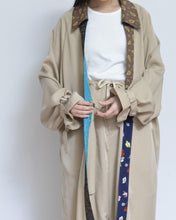 Load image into Gallery viewer, ROBE TRENCH COAT_TENCEL (02/BEG)