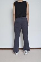 Load image into Gallery viewer, FLARED SWEAT PT / 02_DARK