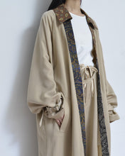 Load image into Gallery viewer, ROBE TRENCH COAT_TENCEL (02/BEG)