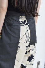 Load image into Gallery viewer, FLARED FLORAL PT 02 / ASS_B