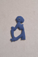 Load image into Gallery viewer, SCARF CUSHION FLAME/PICASSO_06