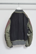 Load image into Gallery viewer, FLORAL MA-1