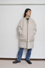 画像をギャラリービューアに読み込む, REMIX MELTON LAYER STADIUM JACKET(PRINT)/BEG/Mi/02