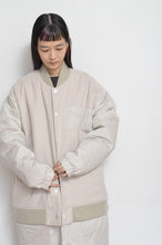 画像をギャラリービューアに読み込む, REMIX MELTON LAYER STADIUM JACKET(PRINT)/BEG/Mi/02